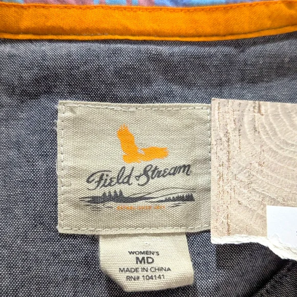 NWT WOMEN'S FIELD & STREAM SLEEVELESS MEDIUM SL CHAMBRAY TOP - Picture 4 of 13